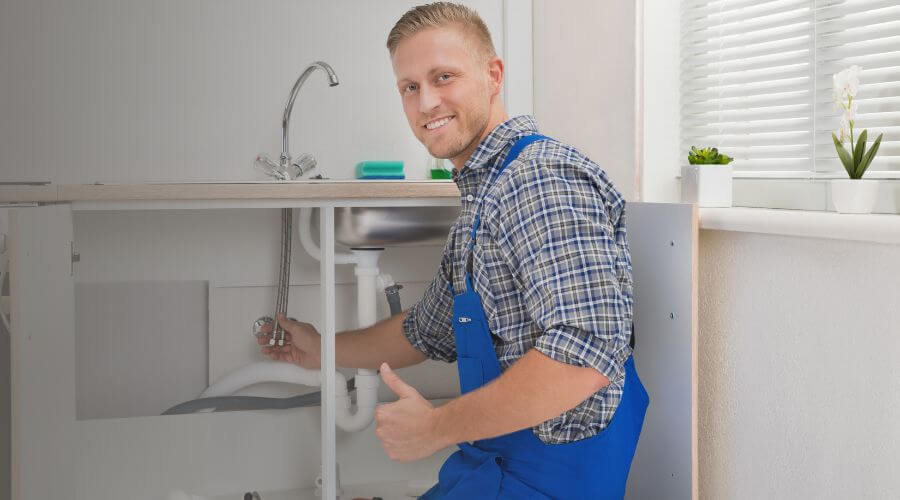 Professional emergency plumbing in Cost, TX